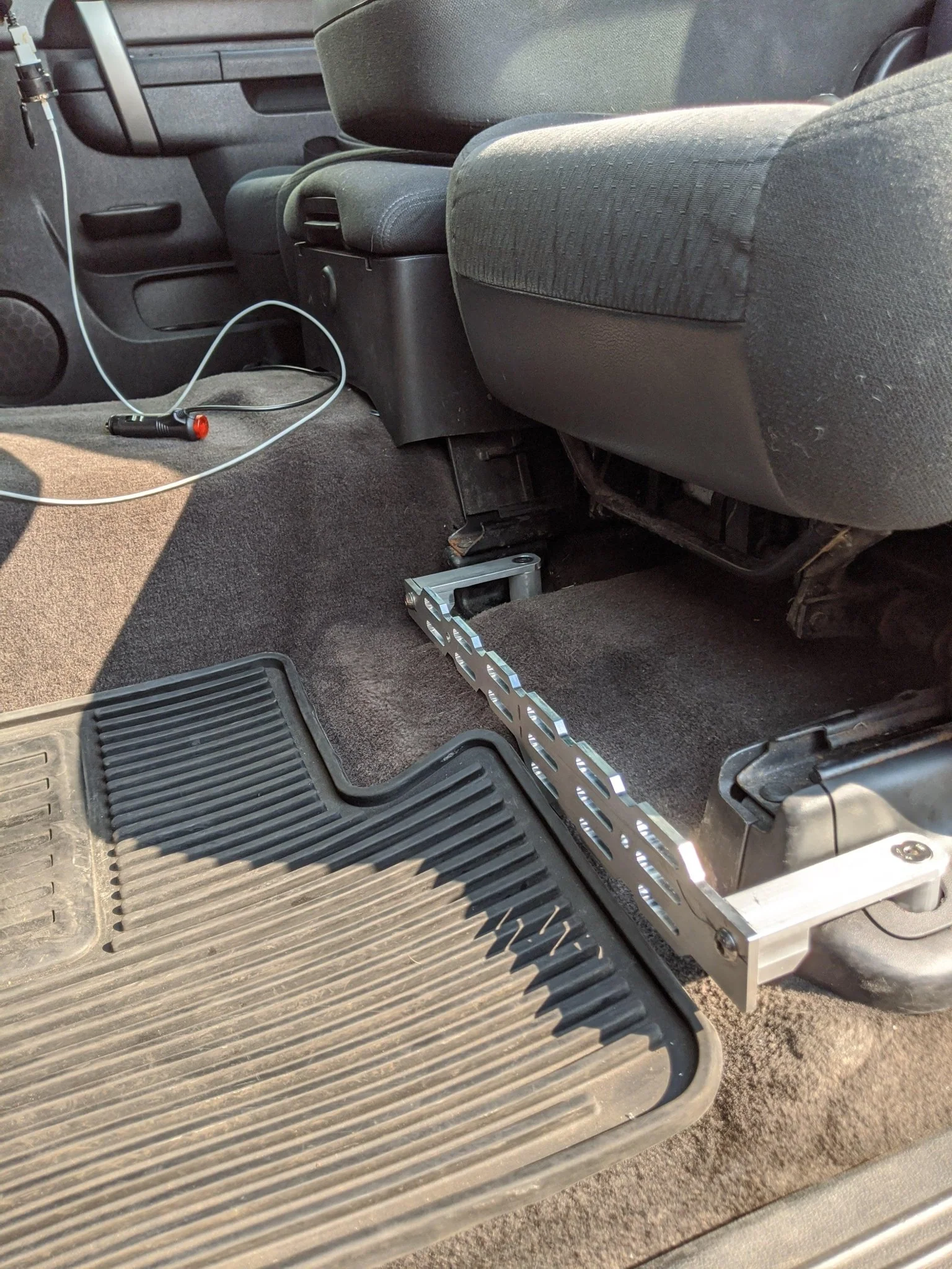 GM FRONT MULTI MOUNT PANEL(SILVERADO HD AND SIERRA HD) - Image 3