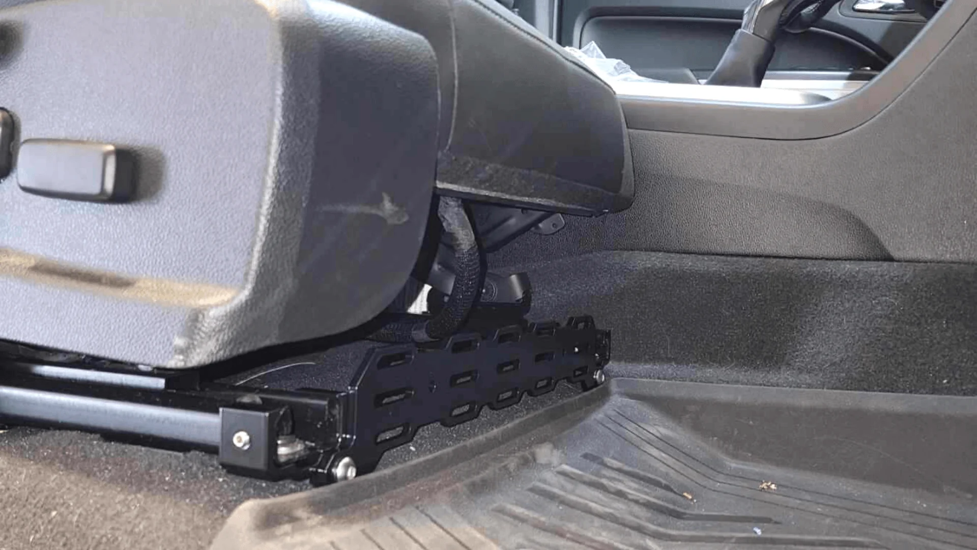 GM FRONT MULTI MOUNT PANEL (SILVERADO AND SIERRA) - Image 4