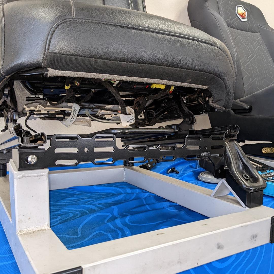 JEEP SHORTY FRONT SEAT JACKERS® (WRANGLER & GLADIATOR) - Image 8