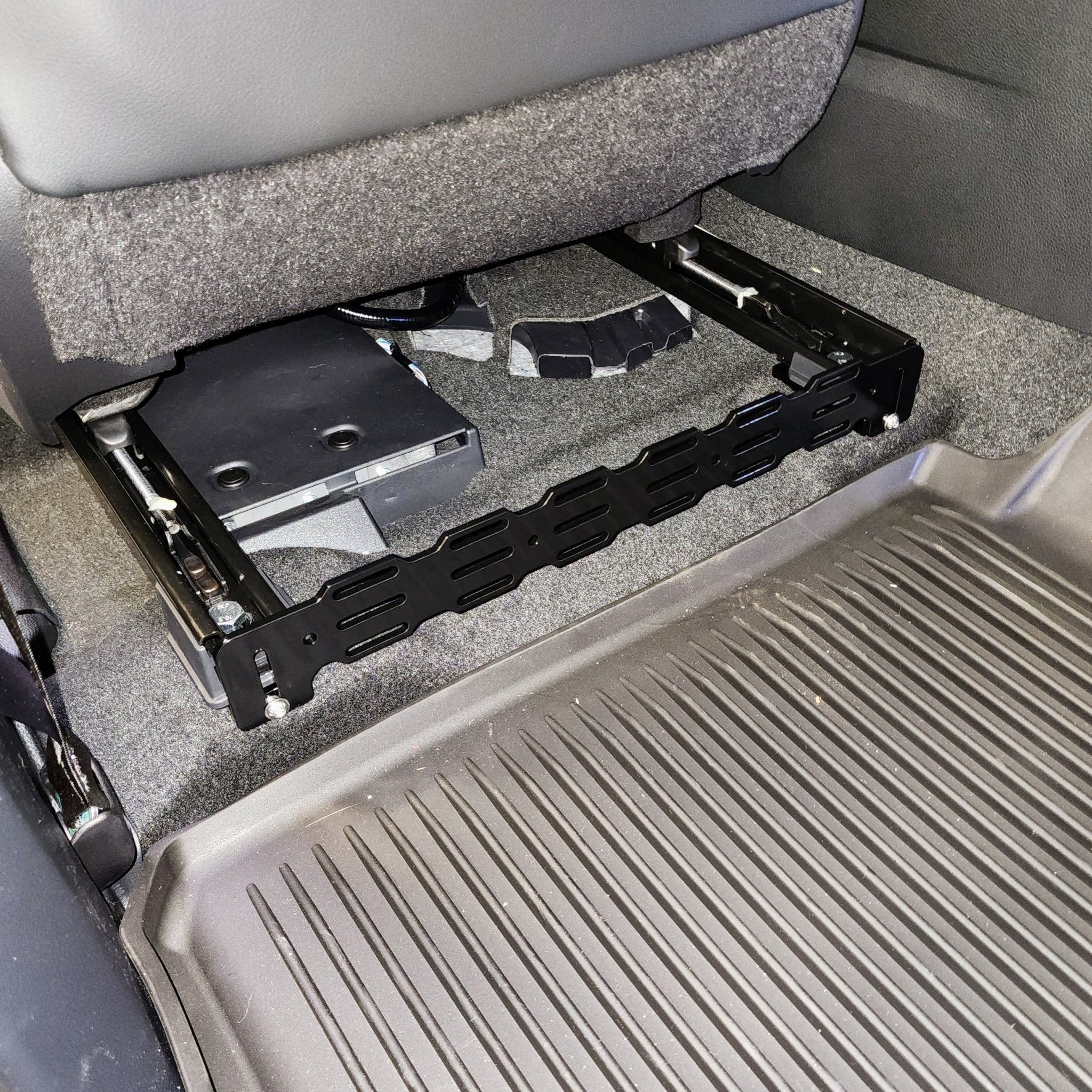 TOYOTA FRONT OR REAR MULTI MOUNT PANEL (TUNDRA AND SEQUOIA) - Image 5