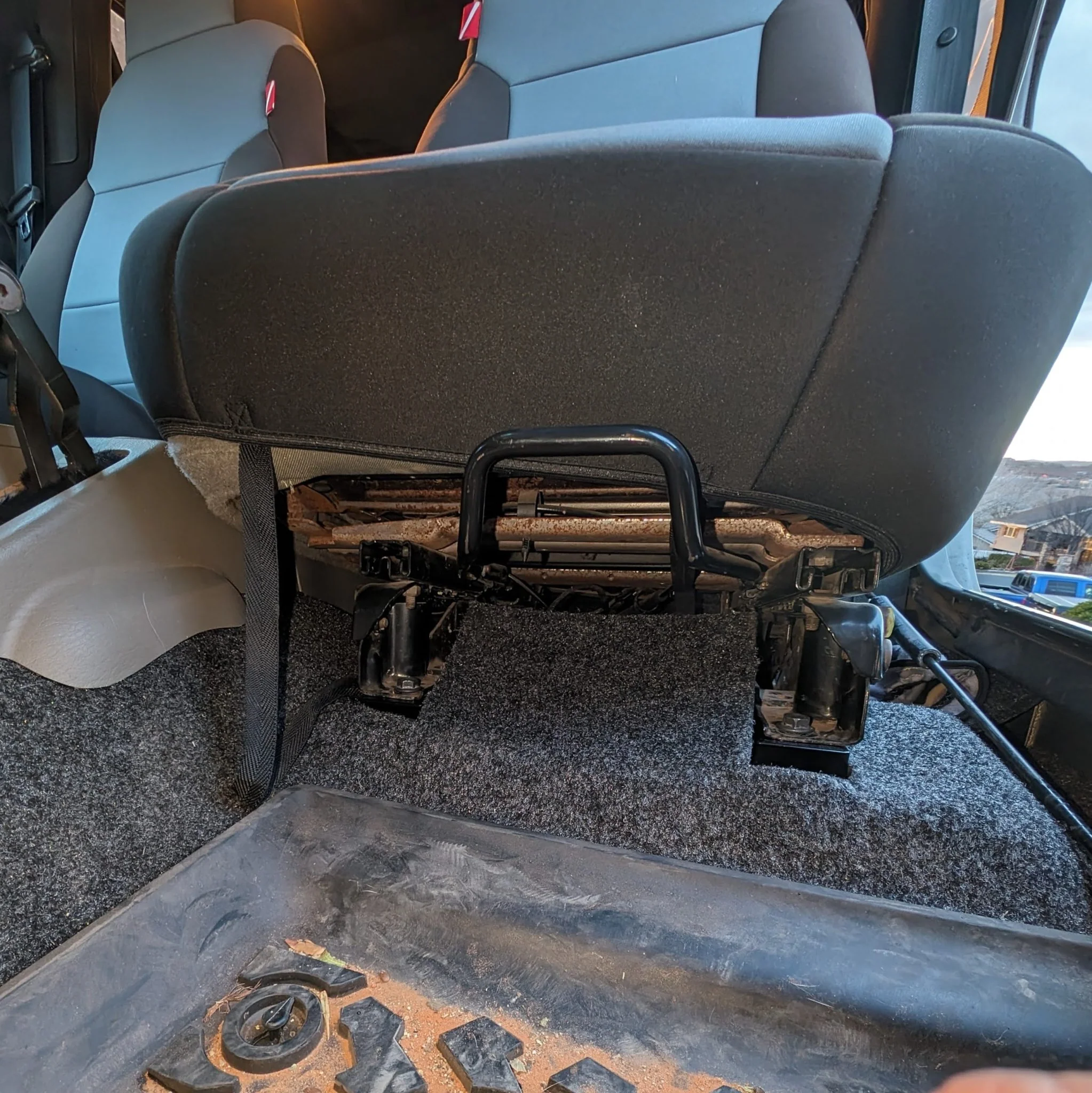 JEEP FRONT SEAT JACKERS® (WRANGLER TJ AND UNLIMITED LJ) - Image 8