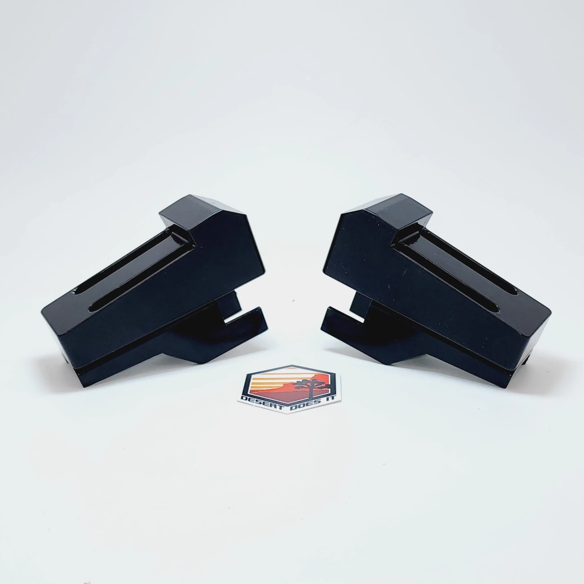 GM FRONT SEAT JACKERS® (SILVERADO AND SIERRA)