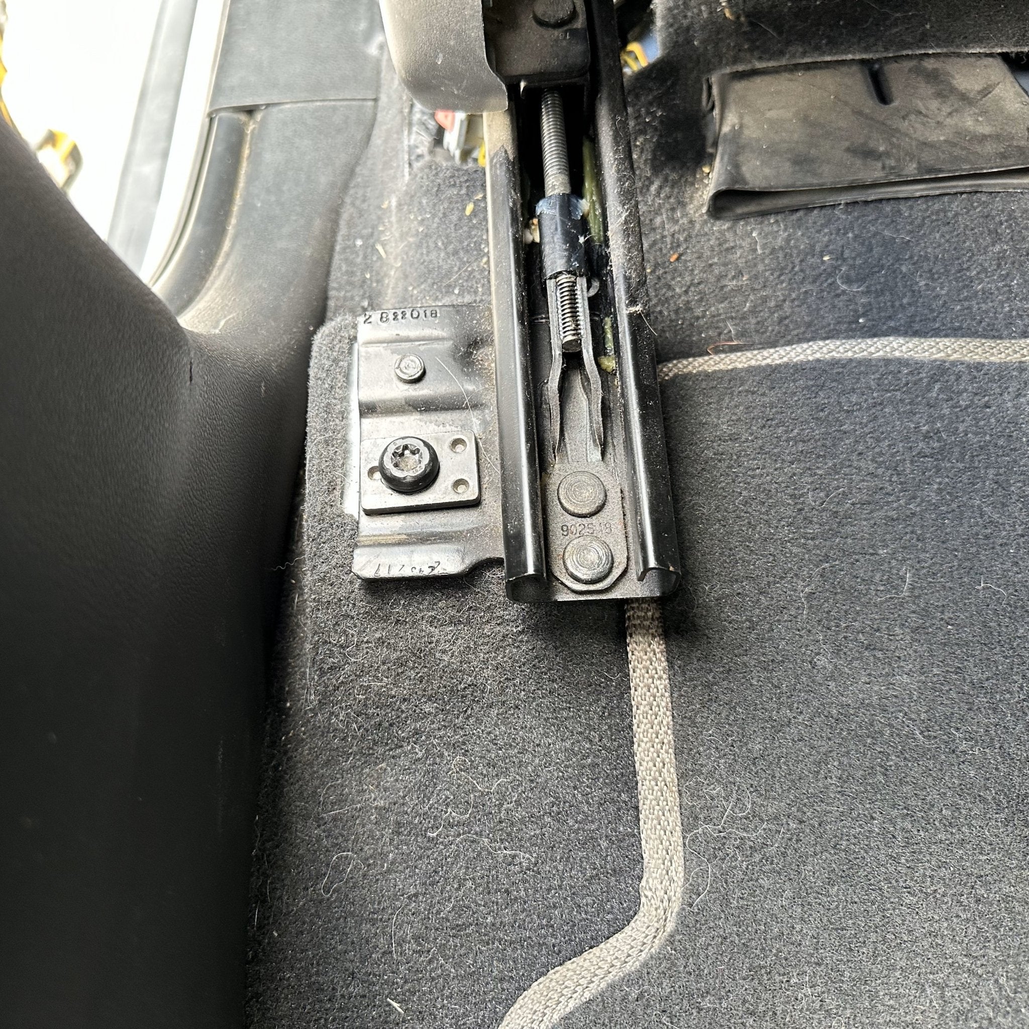 GM FRONT SEAT JACKERS® (COLORADO AND CANYON) - Image 13
