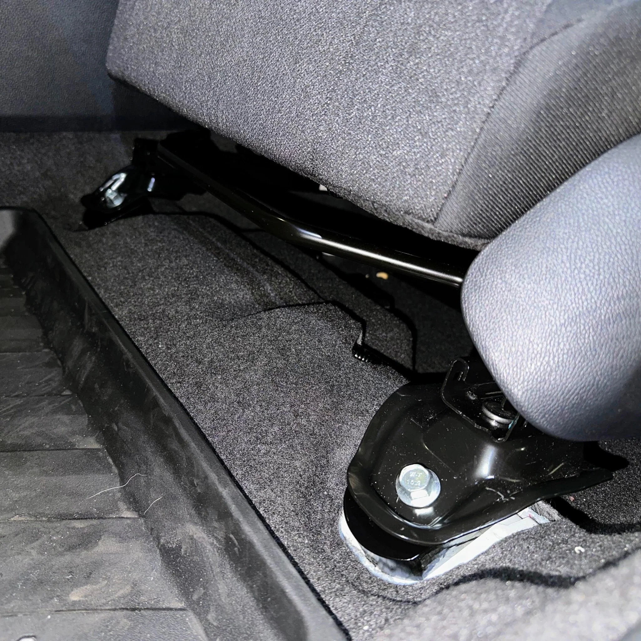 HONDA FRONT SEAT JACKERS® (CIVIC) - Image 6