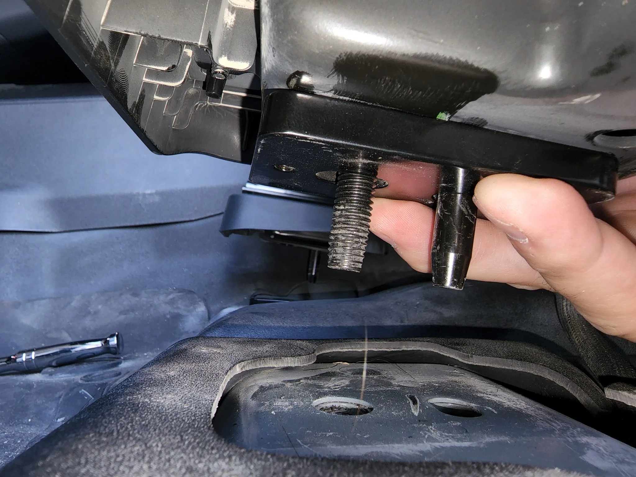 FORD ADJUSTABLE FRONT SEAT JACKERS® (RANGER, MAVERICK, BRONCO SPORT AND ESCAPE) - Image 4