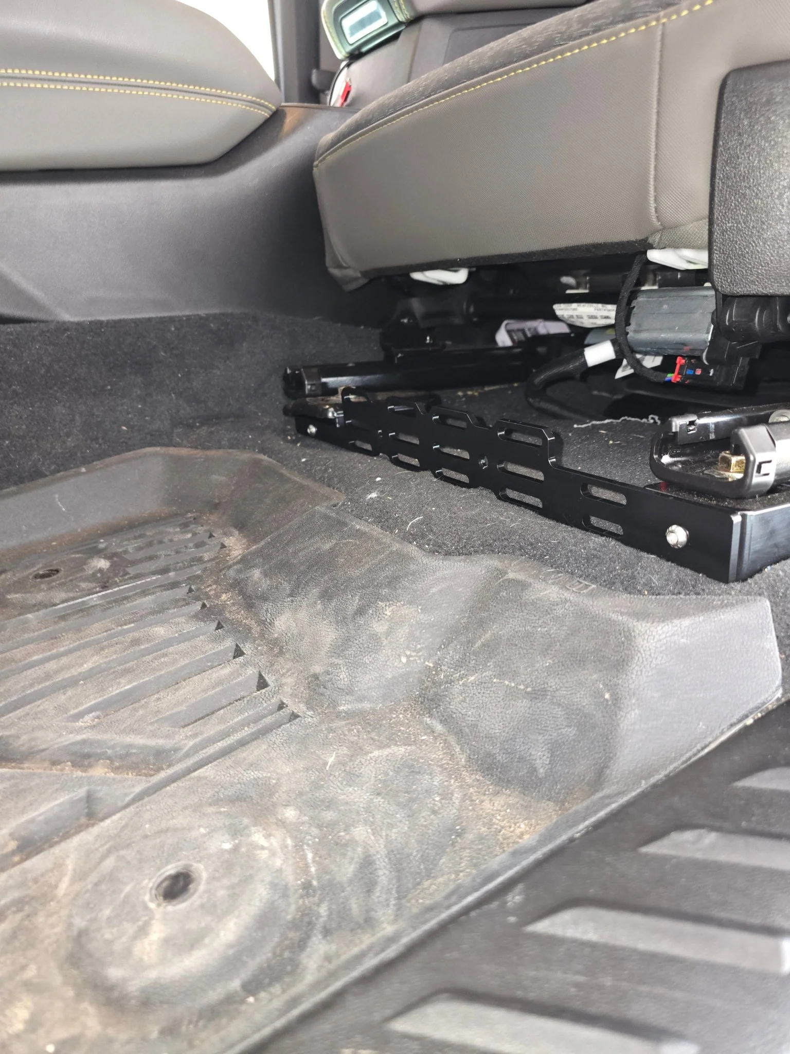 GM MULTI MOUNT PANEL W/SEAT JACKERS® (COLORADO AND CANYON) - Image 6