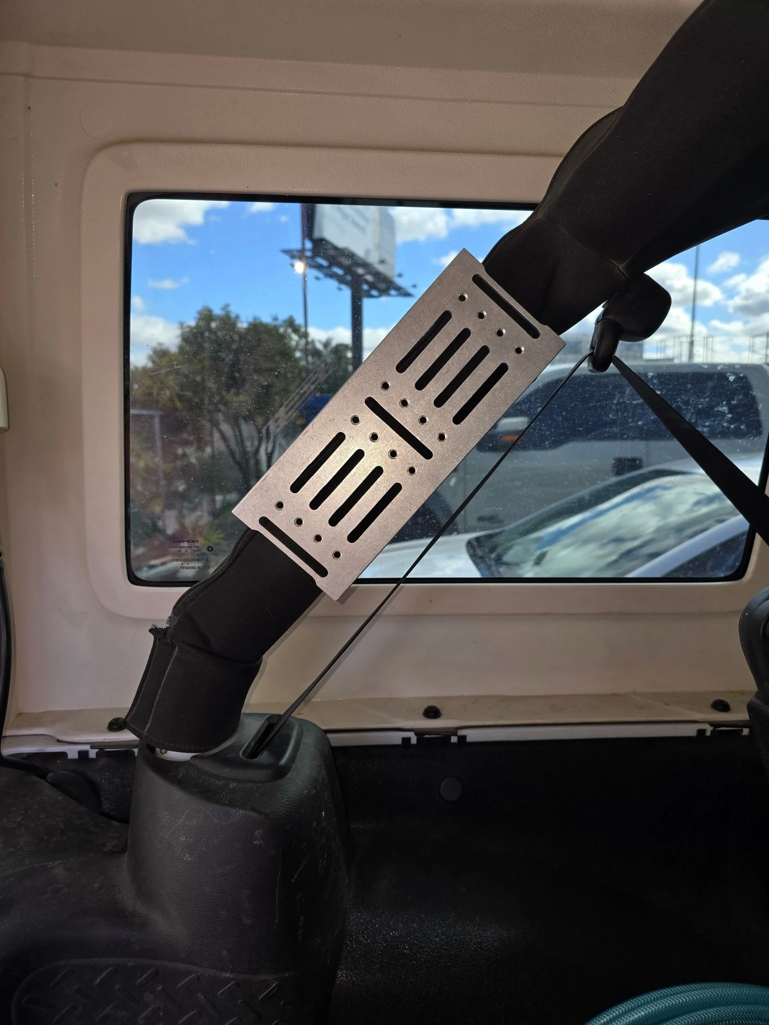JEEP ROLL BAR TRIPLE MOLLE (WRANGLER JKU) - Image 3