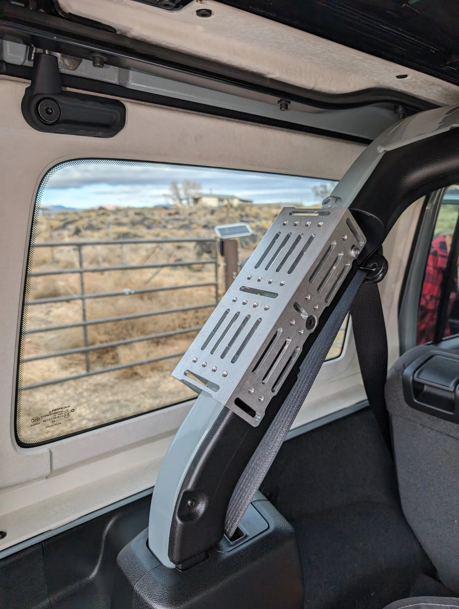 JEEP ROLL BAR TRIPLE MOLLE (WRANGLER JLU) - Image 3