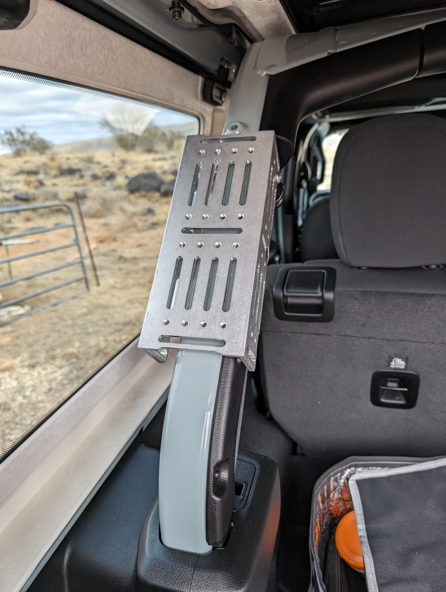 JEEP ROLL BAR TRIPLE MOLLE (WRANGLER JLU) - Image 4
