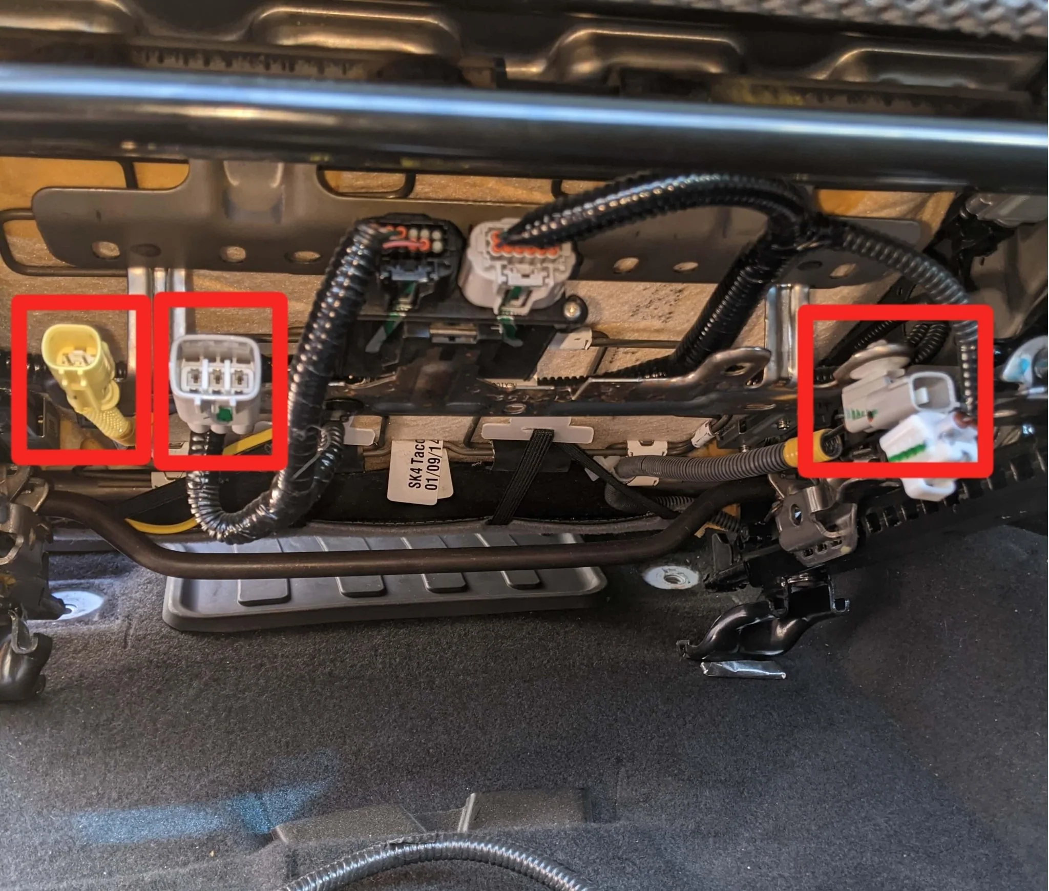 TOYOTA UNDER SEAT COMPRESSOR MOUNT (TACOMA, 4RUNNER, FJ CRUISER, AND GX460) - Image 10